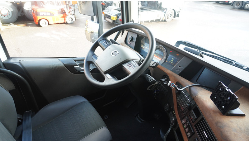 Volvo FH 420 EURO 6 GLOBETROTTER - Xe đầu kéo: hình 5 Volvo FH 420 EURO 6 GLOBETROTTER - Xe đầu kéo: hình 5