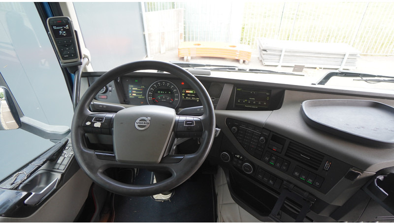 Volvo FH 540 6X4 EURO 6 GLOBETROTTER - Xe đầu kéo: hình 5 Volvo FH 540 6X4 EURO 6 GLOBETROTTER - Xe đầu kéo: hình 5