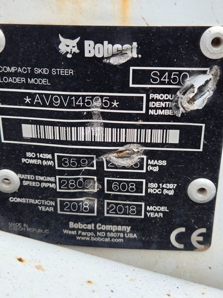 Bobcat S450 - Máy xúc lật bánh lốp: hình 2 Bobcat S450 - Máy xúc lật bánh lốp: hình 2