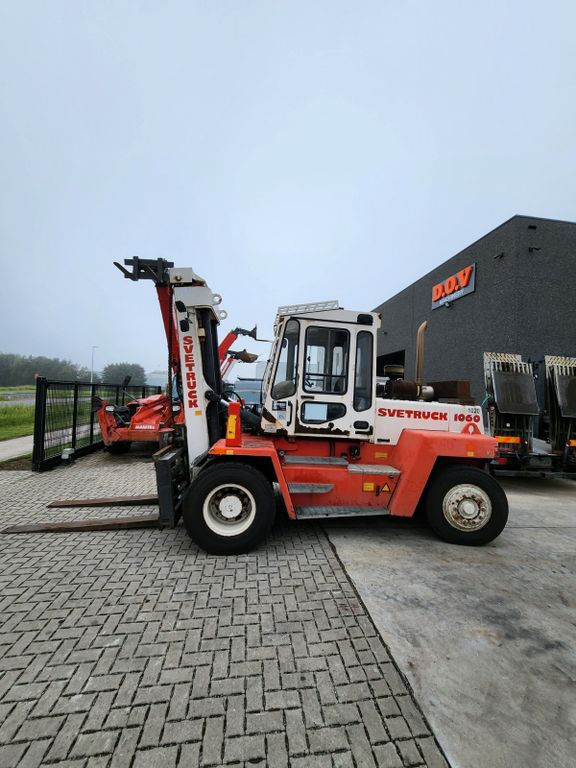 SMV Svetruck 1060 - Xe nâng diesel: hình 2 SMV Svetruck 1060 - Xe nâng diesel: hình 2