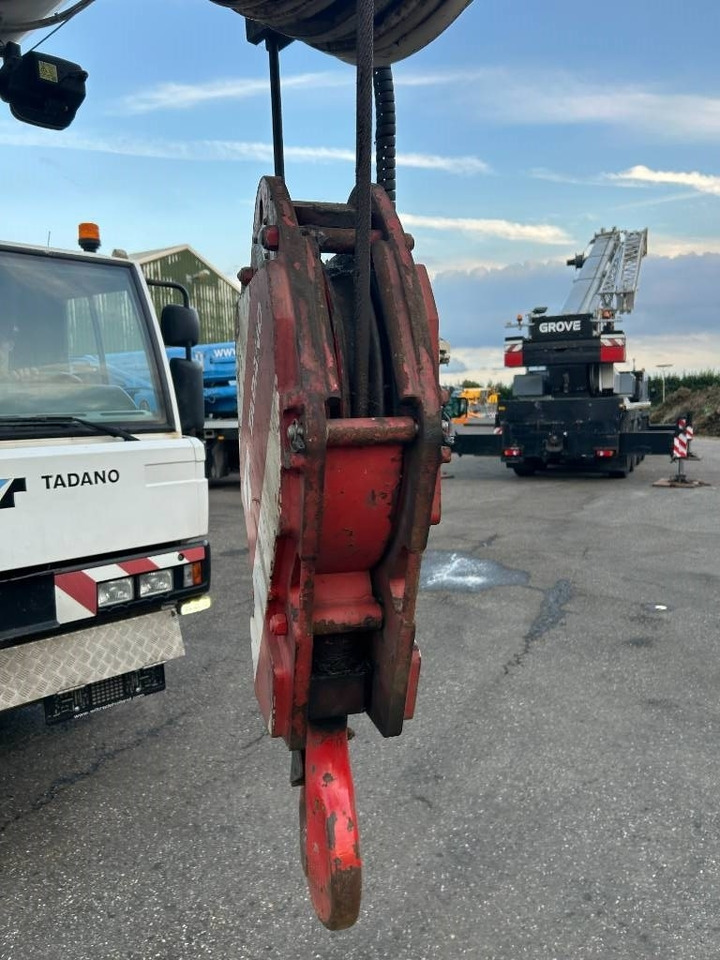 Tadano ATF 70 G-4 - Cần cẩu mọi địa hình: hình 3 Tadano ATF 70 G-4 - Cần cẩu mọi địa hình: hình 3