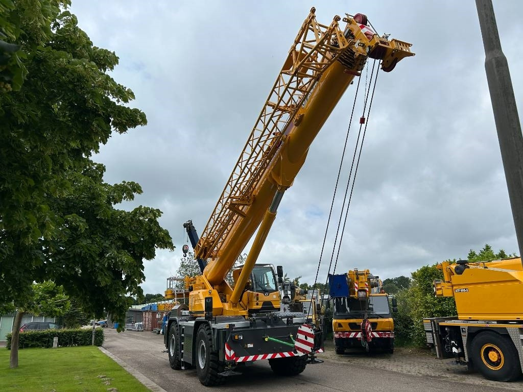 XCMG XCR70_E - Cẩu bánh lốp: hình 5 XCMG XCR70_E - Cẩu bánh lốp: hình 5