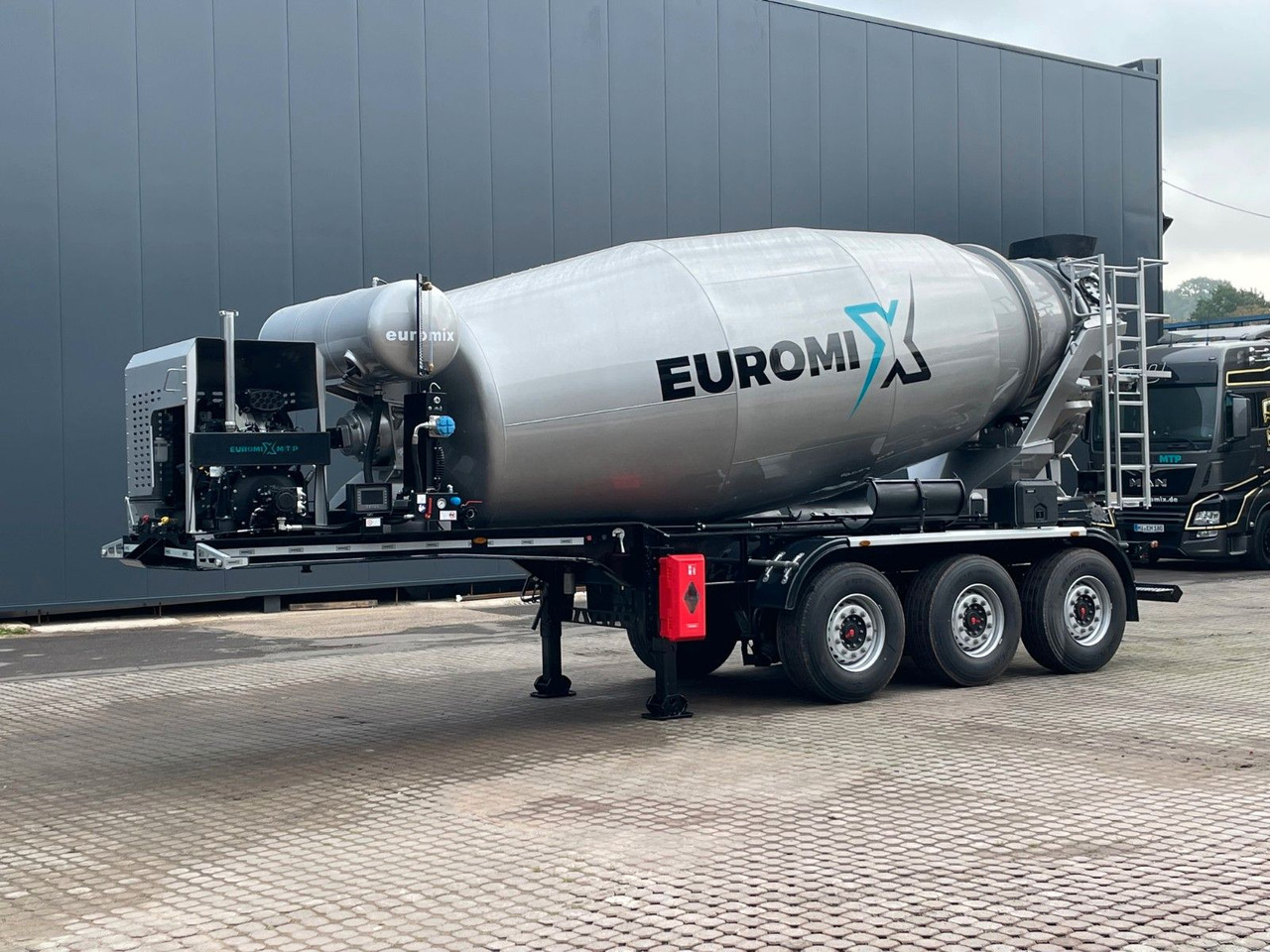 EUROMIX MTP - 12m³ Betonmischer-Auflieger - Xe trộn bê tông: hình 3 EUROMIX MTP - 12m³ Betonmischer-Auflieger - Xe trộn bê tông: hình 3