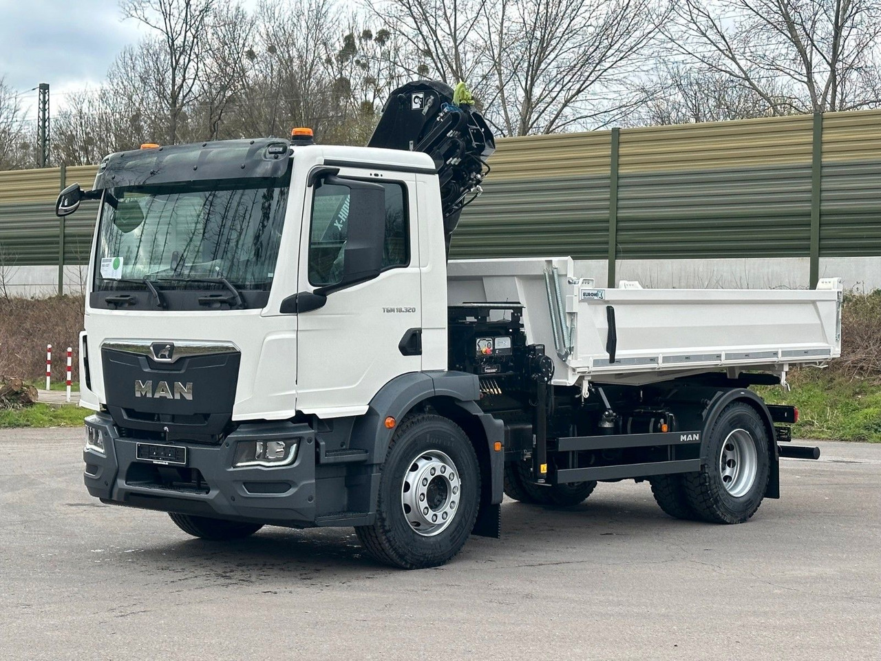 MAN TGM 18.320 4x2 Euro6e Hiab X-HiDuo 138DS-3 - Xe ben, Xe cẩu tự hành: hình 2 MAN TGM 18.320 4x2 Euro6e Hiab X-HiDuo 138DS-3 - Xe ben, Xe cẩu tự hành: hình 2