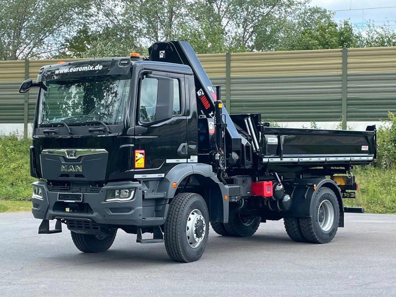 MAN TGM 18.320 4x4 Euro6e Hiab X Hiduo 228-4 - Xe ben, Xe cẩu tự hành: hình 2 MAN TGM 18.320 4x4 Euro6e Hiab X Hiduo 228-4 - Xe ben, Xe cẩu tự hành: hình 2