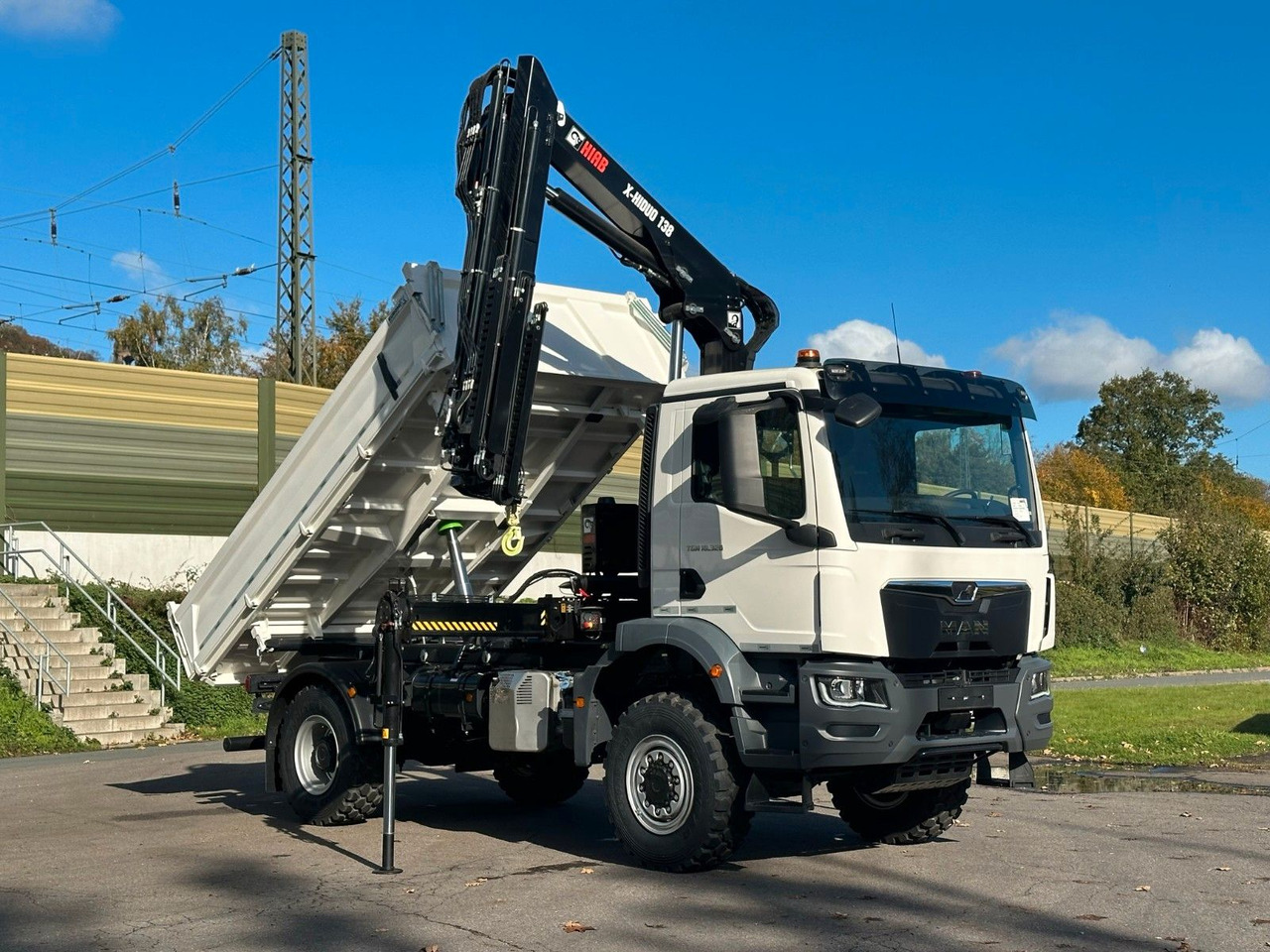 MAN TGM 18.320 4x4 /Singelbereift/einzelbereift Kran - Xe ben, Xe cẩu tự hành: hình 1 MAN TGM 18.320 4x4 /Singelbereift/einzelbereift Kran - Xe ben, Xe cẩu tự hành: hình 1