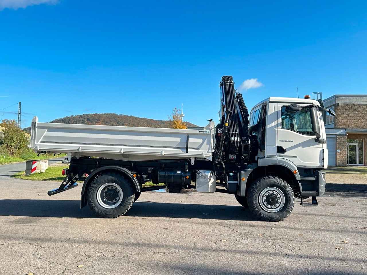 MAN TGM 18.320 4x4 /Singelbereift/einzelbereift Kran - Xe ben, Xe cẩu tự hành: hình 5 MAN TGM 18.320 4x4 /Singelbereift/einzelbereift Kran - Xe ben, Xe cẩu tự hành: hình 5