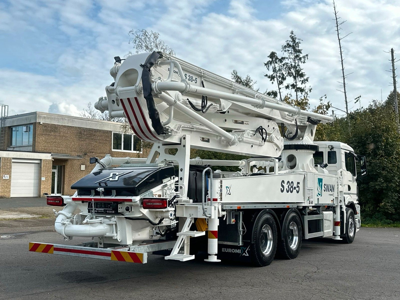 MAN TGS 26.510 6x4 SWAN TSP 38-5 160RZ ( 38m ) - Xe trộn bê tông: hình 5 MAN TGS 26.510 6x4 SWAN TSP 38-5 160RZ ( 38m ) - Xe trộn bê tông: hình 5