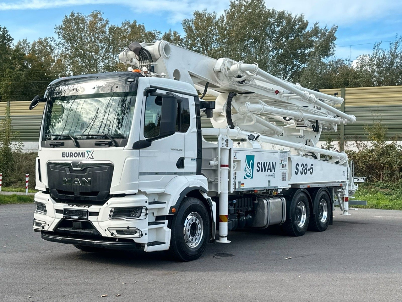 MAN TGS 26.510 6x4 SWAN TSP 38-5 160RZ ( 38m ) - Xe trộn bê tông: hình 2 MAN TGS 26.510 6x4 SWAN TSP 38-5 160RZ ( 38m ) - Xe trộn bê tông: hình 2