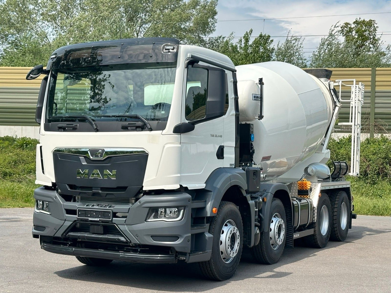 MAN TGS 32.440 8x4 / Euromix MTP EM 9 L - Xe trộn bê tông: hình 2 MAN TGS 32.440 8x4 / Euromix MTP EM 9 L - Xe trộn bê tông: hình 2