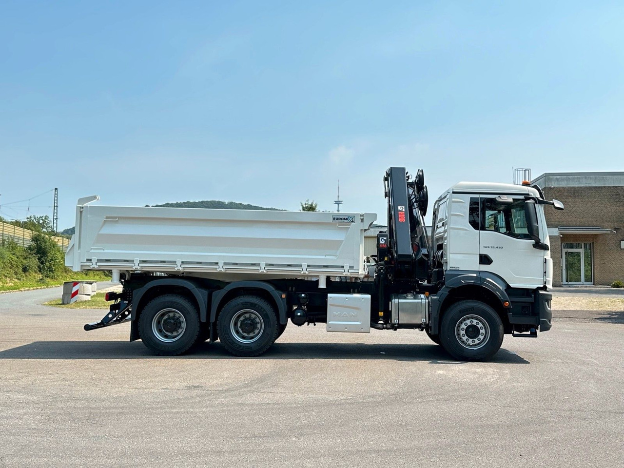 Xe ben, Xe cẩu tự hành MAN TGS 33.440 6x4 /3-Seiten- Kipper /  HIAB 228-6: hình 14
