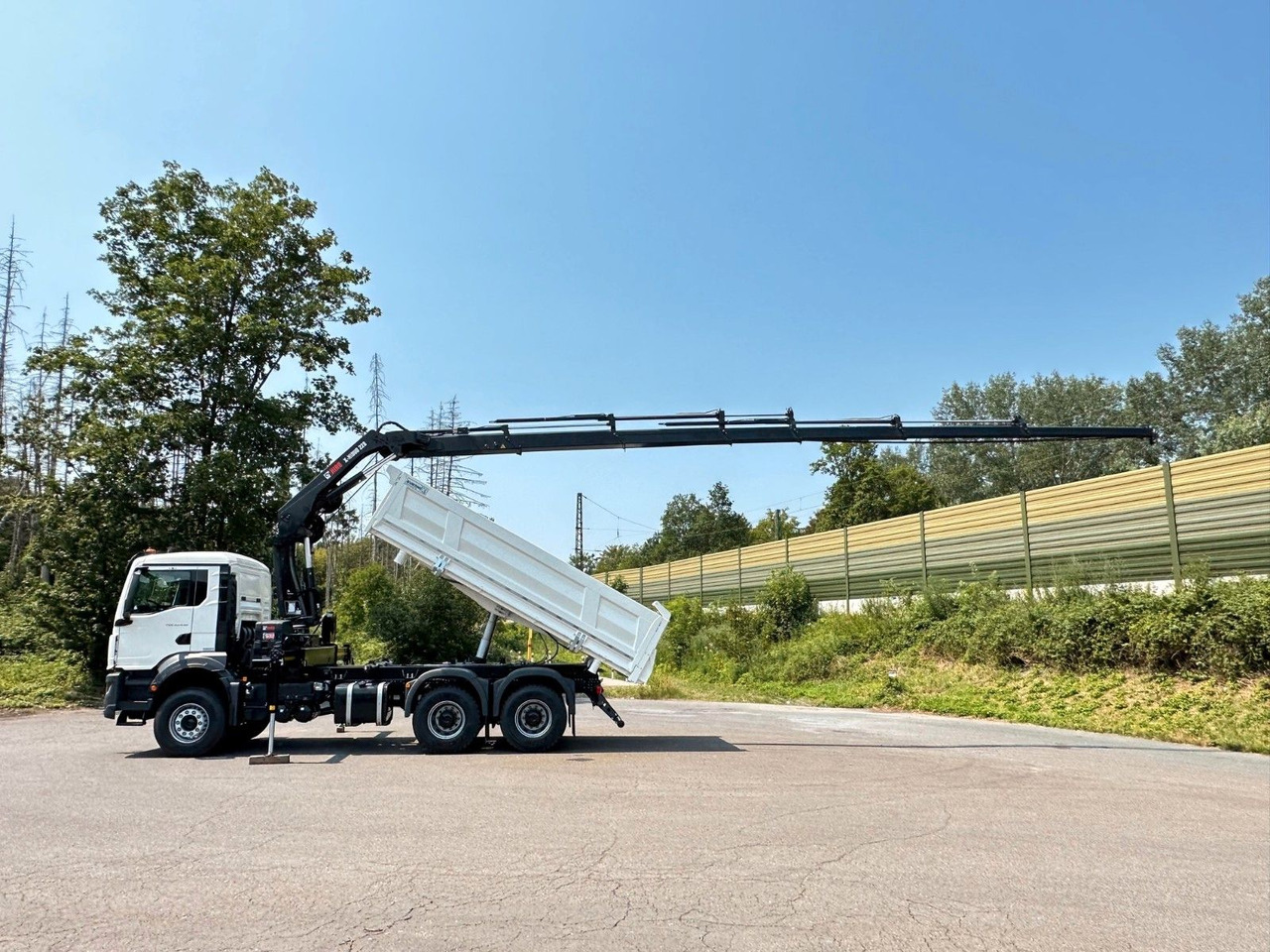 MAN TGS 33.440 6x4 /3-Seiten- Kipper / HIAB 228-6 - Xe ben, Xe cẩu tự hành: hình 4 MAN TGS 33.440 6x4 /3-Seiten- Kipper / HIAB 228-6 - Xe ben, Xe cẩu tự hành: hình 4