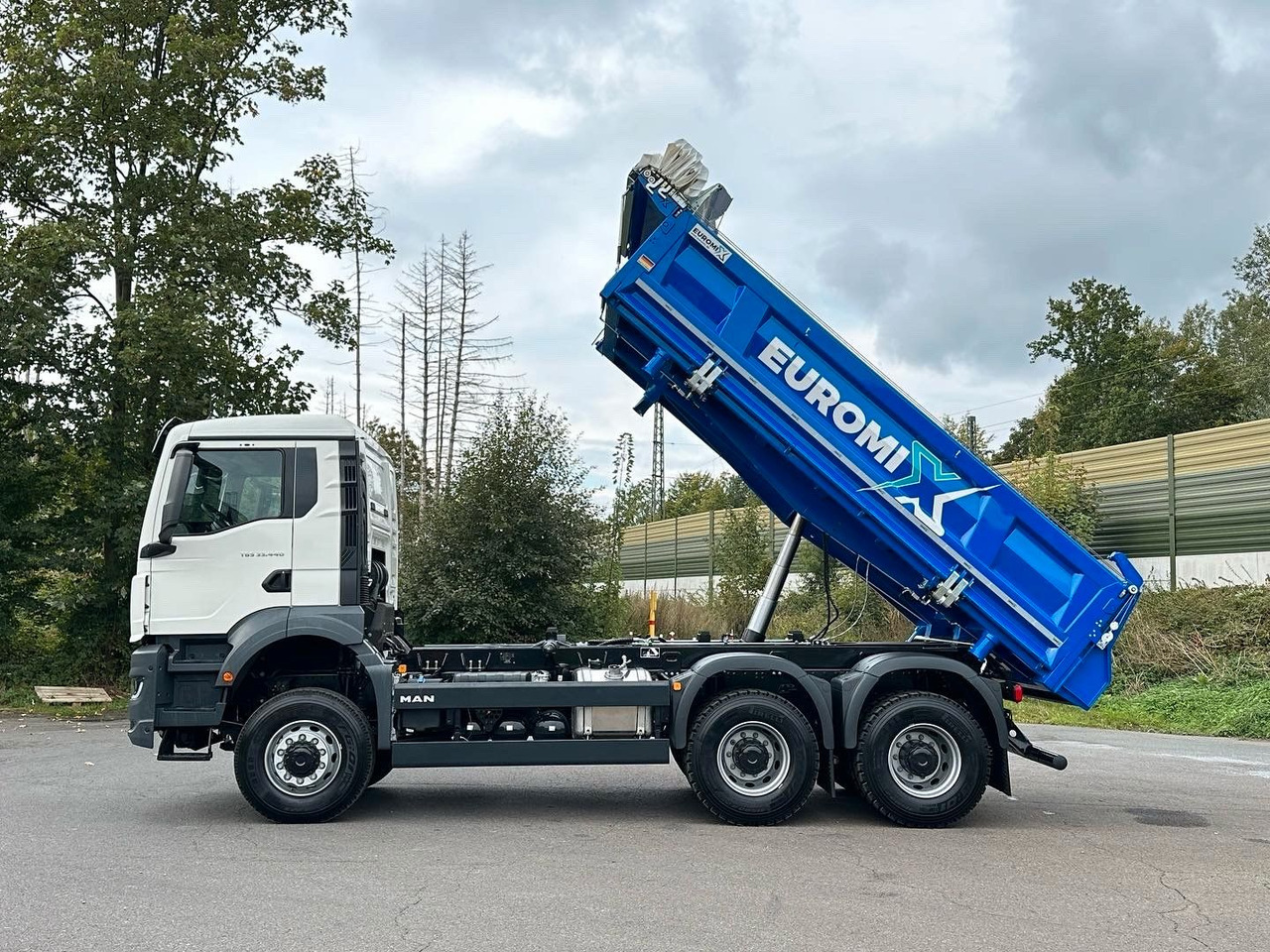 MAN TGS 33.440 6x6 /Euro6 3-Seiten-Kipper EuromixMTP - Xe ben: hình 2 MAN TGS 33.440 6x6 /Euro6 3-Seiten-Kipper EuromixMTP - Xe ben: hình 2