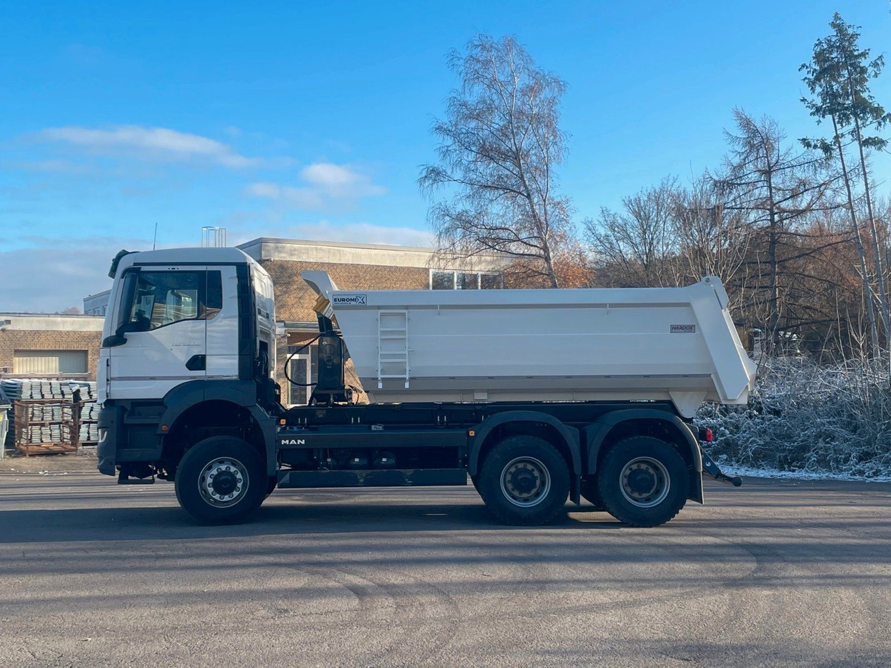 MAN TGS 33.440 6x6 /Euro6e Mulden-Kipper EuromixMTP - Xe ben: hình 4 MAN TGS 33.440 6x6 /Euro6e Mulden-Kipper EuromixMTP - Xe ben: hình 4