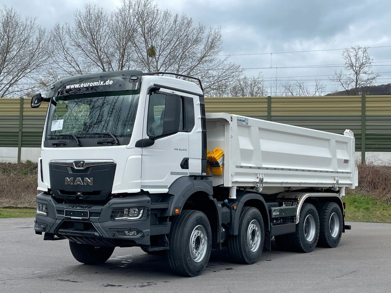 MAN TGS 35.520 8x4 EuromixMTP 3-Seiten-Kipper - Xe ben: hình 1 MAN TGS 35.520 8x4 EuromixMTP 3-Seiten-Kipper - Xe ben: hình 1