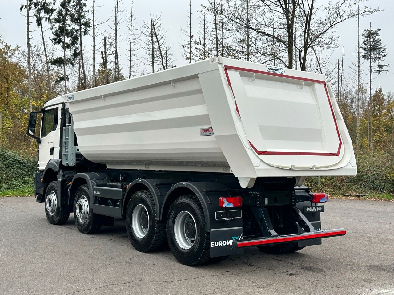 MAN TGS 41.400 8x4 / EUROMIX MTP 20m³/ EURO2 Kipper - Xe ben: hình 3 MAN TGS 41.400 8x4 / EUROMIX MTP 20m³/ EURO2 Kipper - Xe ben: hình 3