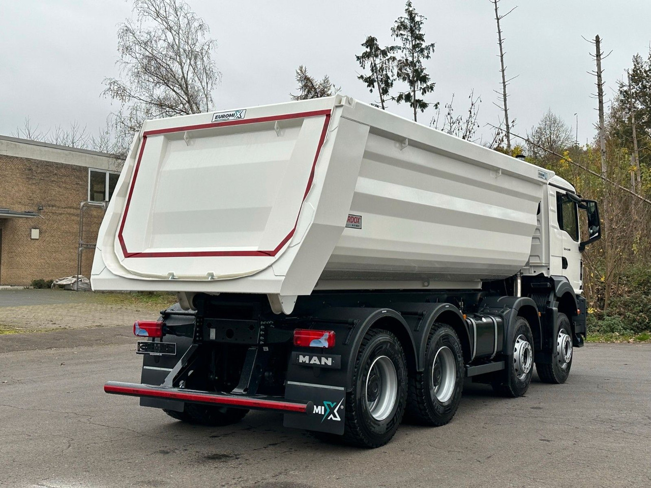 MAN TGS 41.400 8x4 / EUROMIX MTP 20m³/ EURO2 Kipper - Xe ben: hình 4 MAN TGS 41.400 8x4 / EUROMIX MTP 20m³/ EURO2 Kipper - Xe ben: hình 4