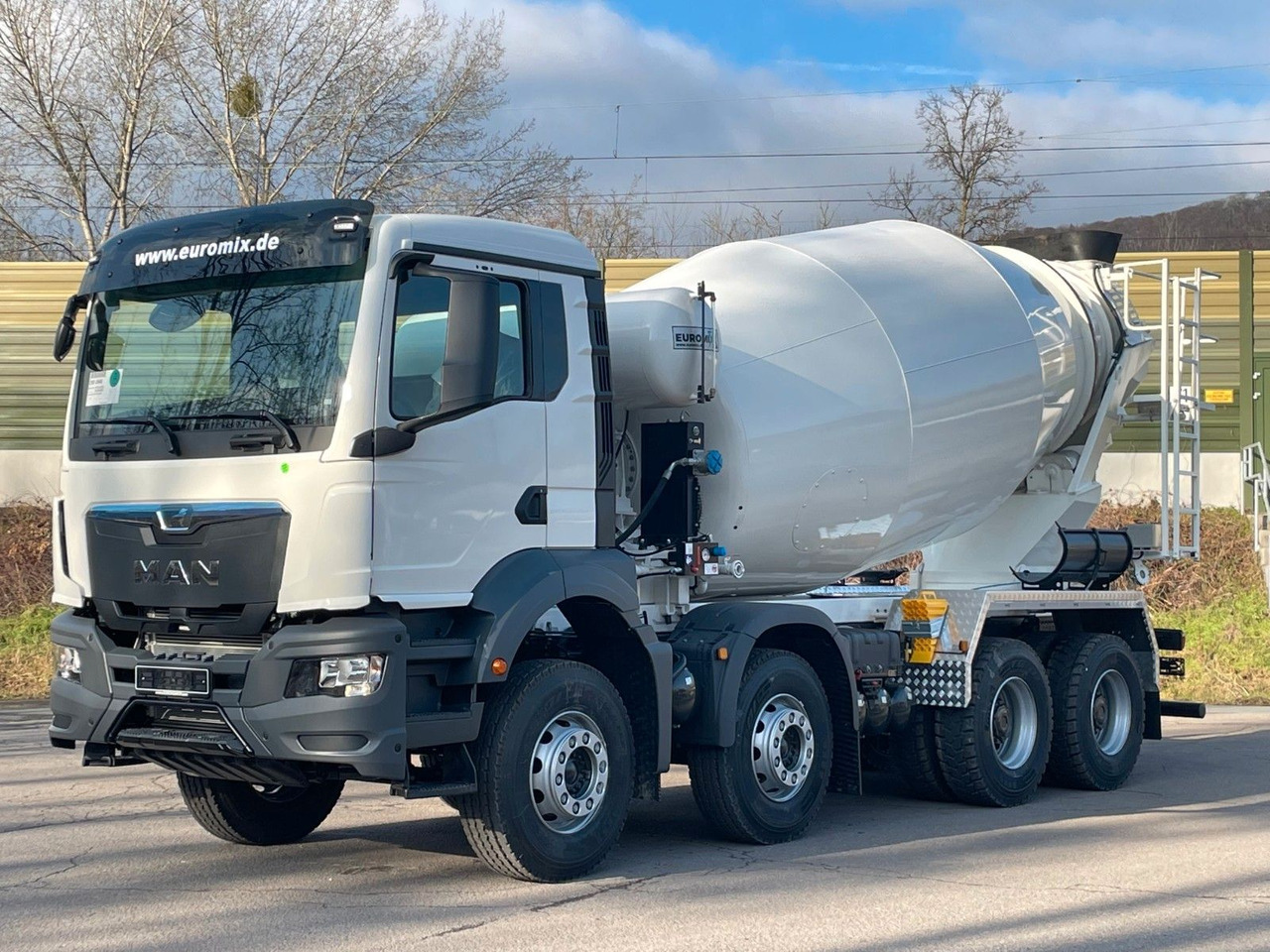 MAN TGS 41.400 8x4 / EuromixMTP EM 12m³ R / EURO 2 - Xe trộn bê tông: hình 1 MAN TGS 41.400 8x4 / EuromixMTP EM 12m³ R / EURO 2 - Xe trộn bê tông: hình 1