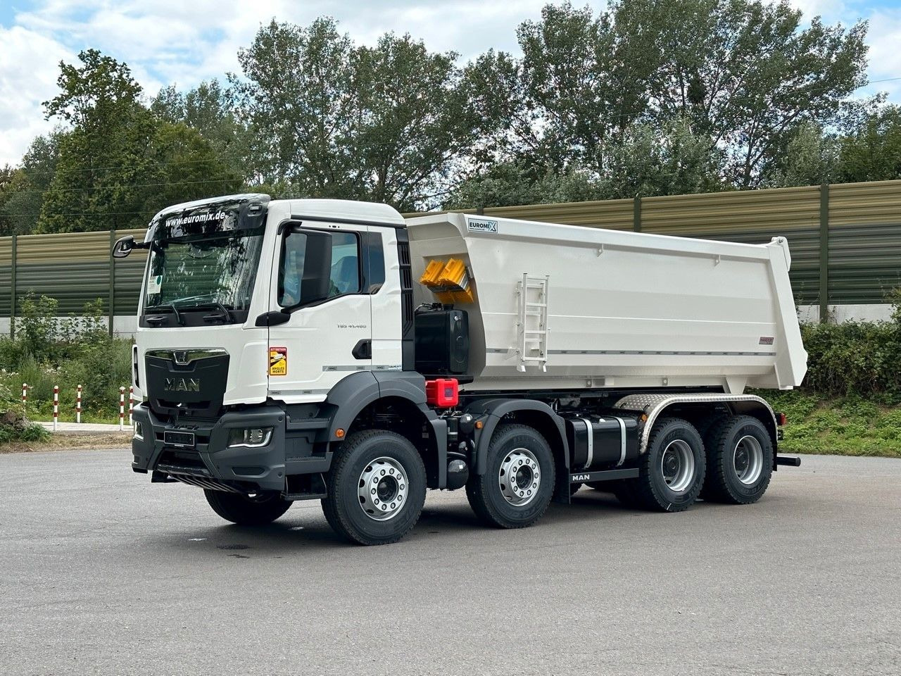 MAN TGS 41.440 8x4 EuromixMTP Mulden-Kipper - Xe ben: hình 3 MAN TGS 41.440 8x4 EuromixMTP Mulden-Kipper - Xe ben: hình 3