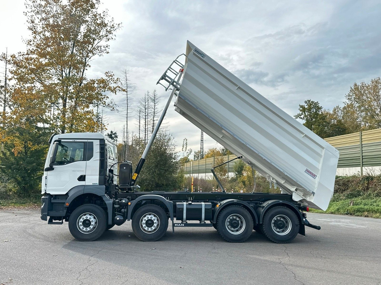 MAN TGS 41.520 BB 8X4 Euromix Retarder - Xe ben: hình 4 MAN TGS 41.520 BB 8X4 Euromix Retarder - Xe ben: hình 4