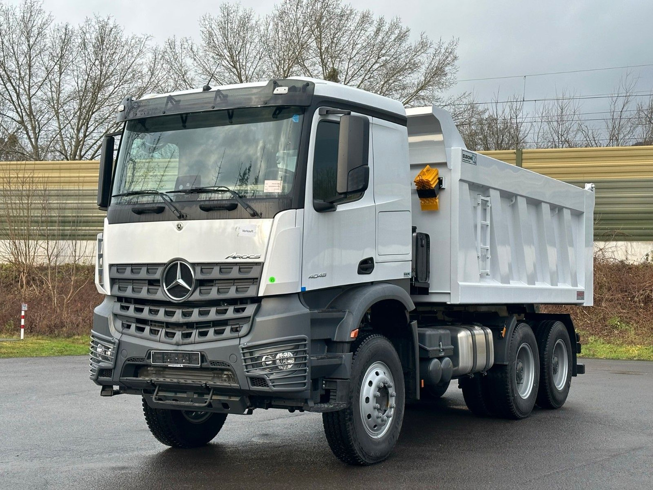 Mercedes-Benz 4048 6X4 Arcos 5 EuromixMTP Dumper Kipper - Xe tải chở thùng nhỏ: hình 2 Mercedes-Benz 4048 6X4 Arcos 5 EuromixMTP Dumper Kipper - Xe tải chở thùng nhỏ: hình 2