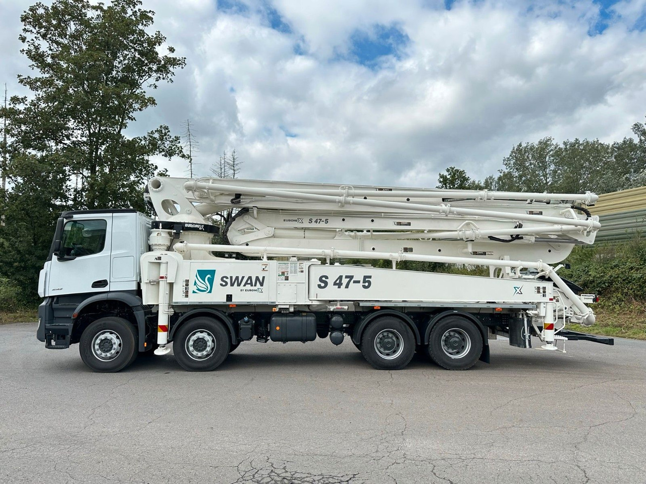 Mercedes-Benz Arocs 5 4142 8x4 SWAN TSP 47-5 160RZ ( 47m ) - Xe trộn bê tông: hình 5 Mercedes-Benz Arocs 5 4142 8x4 SWAN TSP 47-5 160RZ ( 47m ) - Xe trộn bê tông: hình 5