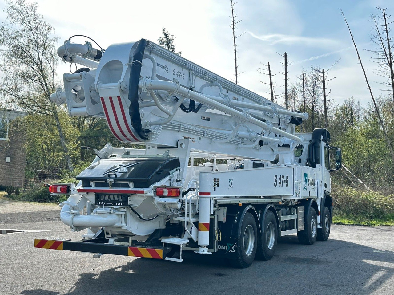 Mercedes-Benz Arocs 5 4542 8x4 SWAN TSP 47-5 160RZ ( 47m ) - Xe trộn bê tông: hình 5 Mercedes-Benz Arocs 5 4542 8x4 SWAN TSP 47-5 160RZ ( 47m ) - Xe trộn bê tông: hình 5