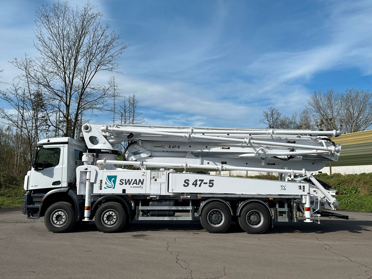 Mercedes-Benz Arocs 5 4542 8x4 SWAN TSP 47-5 160RZ ( 47m ) - Xe trộn bê tông: hình 3 Mercedes-Benz Arocs 5 4542 8x4 SWAN TSP 47-5 160RZ ( 47m ) - Xe trộn bê tông: hình 3