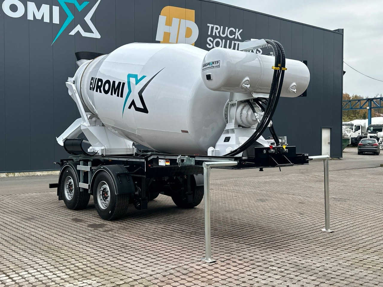 EUROMIX MTP - Fahrmischer EM 10 L 2-Achser - Sơ mi rơ moóc: hình 4 EUROMIX MTP - Fahrmischer EM 10 L 2-Achser - Sơ mi rơ moóc: hình 4