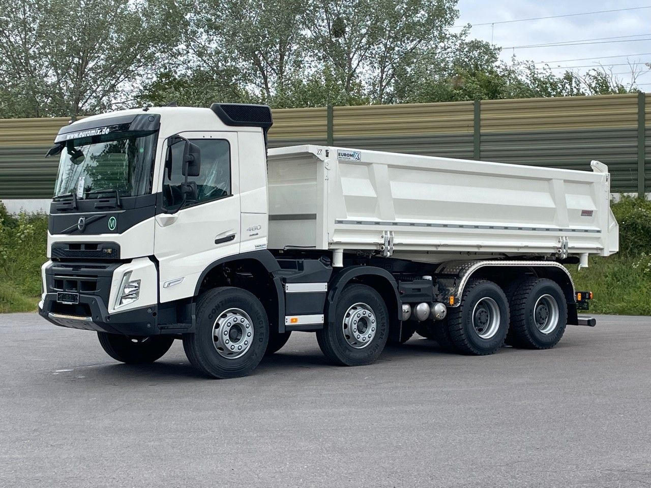 Volvo FMX 460 8x4 / WECHSELSYSTEM KIPPER+MISCHER Volvo FMX 460 8x4 / WECHSELSYSTEM KIPPER+MISCHER - Xe trộn bê tông: hình 2 Volvo FMX 460 8x4 / WECHSELSYSTEM KIPPER+MISCHER Volvo FMX 460 8x4 / WECHSELSYSTEM KIPPER+MISCHER - Xe trộn bê tông: hình 2