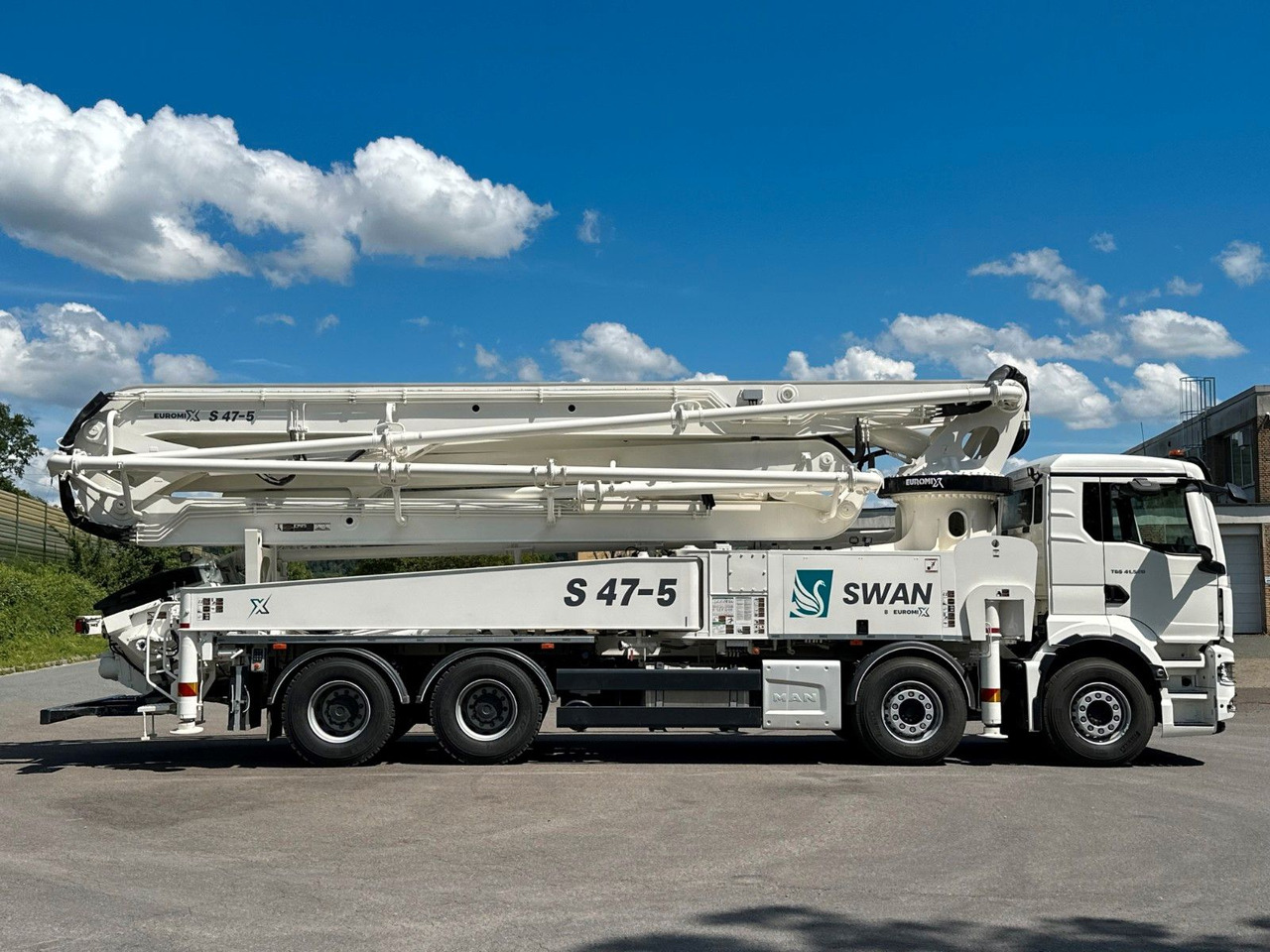 Volvo FMX 500 8x4 SWAN 47m Betonpumpe EuromixMTP - Xe bơm bê tông: hình 1 Volvo FMX 500 8x4 SWAN 47m Betonpumpe EuromixMTP - Xe bơm bê tông: hình 1