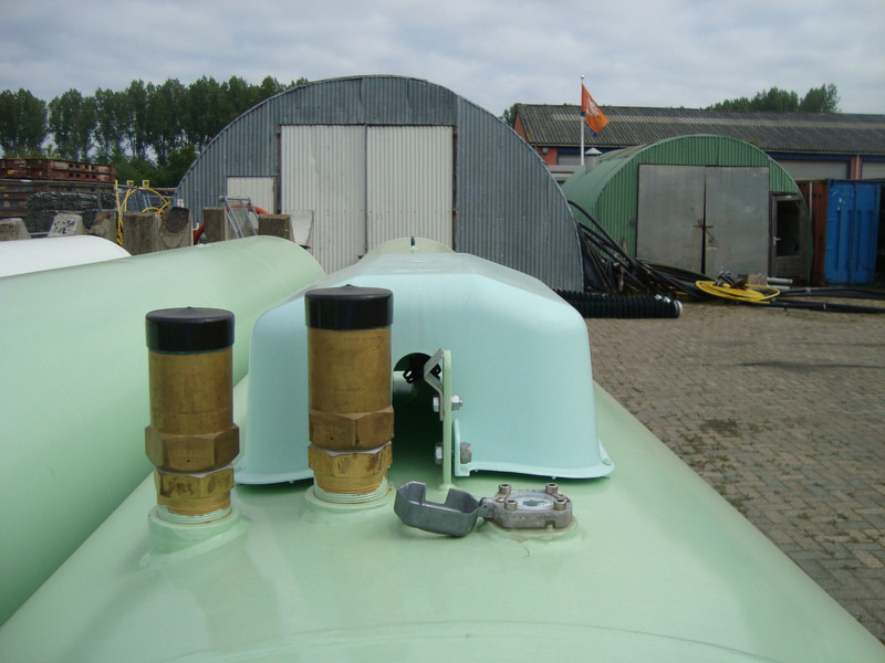 De Visser Propaan/Butaan LPG tank 9100 L gastank Propaan/Butaan LPG tank 9100 L (4,55 ton) Gastank Ø 1250 including tank fittings ID 11.10 L: 7790mm, 1350kg option of heating spiral - Bình nhiên liệu cho Xe tải: hình 3 De Visser Propaan/Butaan LPG tank 9100 L gastank Propaan/Butaan LPG tank 9100 L (4,55 ton) Gastank Ø 1250 including tank fittings ID 11.10 L: 7790mm, 1350kg option of heating spiral - Bình nhiên liệu cho Xe tải: hình 3