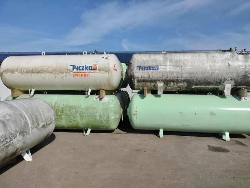 De Visser used 2700L & 4850L gastanks - Gas, Gaz, LPG, GPL, Propane, Butane tanks aboveground Used tanks - Bình nhiên liệu: hình 1 De Visser used 2700L & 4850L gastanks - Gas, Gaz, LPG, GPL, Propane, Butane tanks aboveground Used tanks - Bình nhiên liệu: hình 1