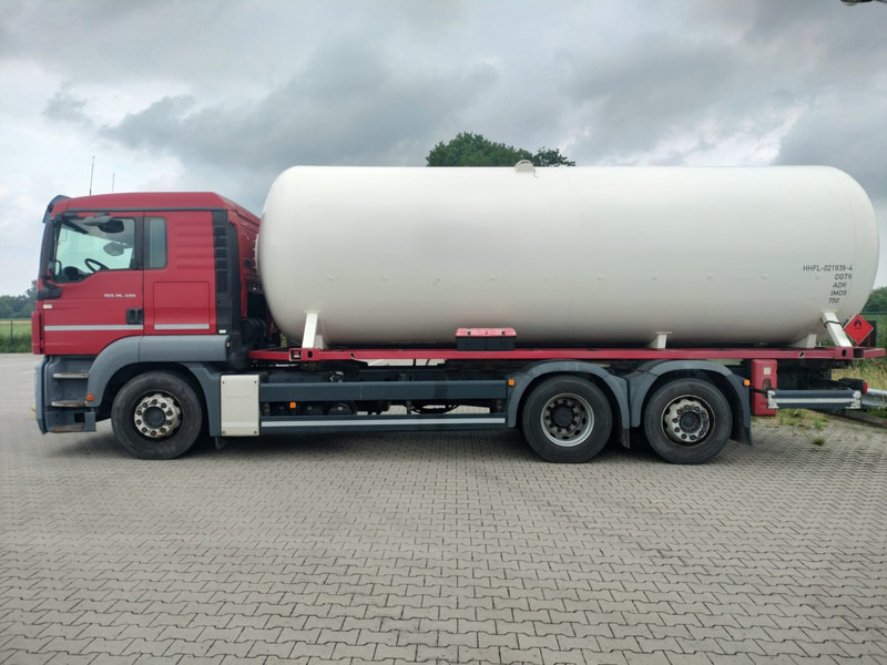 MAN TGS 26.400 6x2-4 LL 26900 Liter Gas tank truck ID 2.168 Rootselaar, flowmeter, pump - Xe bồn: hình 4 MAN TGS 26.400 6x2-4 LL 26900 Liter Gas tank truck ID 2.168 Rootselaar, flowmeter, pump - Xe bồn: hình 4