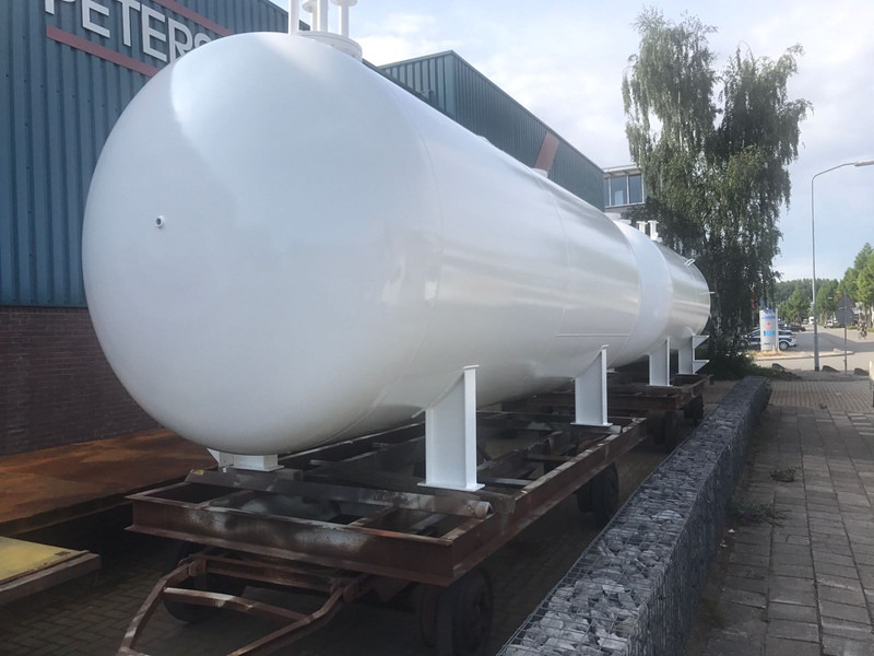 Propaan/Butaan LPG gastank 20m3 (10 ton) Used gas tank 20m3 Ø 2200 Aboveground and underground Gas,Gaz, LPG ID 1.013 - Bình nhiên liệu cho Xe tải: hình 2 Propaan/Butaan LPG gastank 20m3 (10 ton) Used gas tank 20m3 Ø 2200 Aboveground and underground Gas,Gaz, LPG ID 1.013 - Bình nhiên liệu cho Xe tải: hình 2