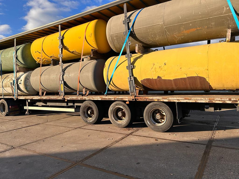 Visser 4850L(2.42 ton) Gastanks - Gas, Gaz, LPG, GPL, Propane, Butane tank Underground Gastank Used Tanks ID 1.008 ( Flexible options: Wholesale in a trailer/ Retail) - Xe bồn: hình 1 Visser 4850L(2.42 ton) Gastanks - Gas, Gaz, LPG, GPL, Propane, Butane tank Underground Gastank Used Tanks ID 1.008 ( Flexible options: Wholesale in a trailer/ Retail) - Xe bồn: hình 1