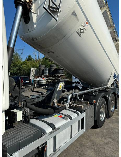 Scania R580 V8 6x2, Retarder, Compressor, Silo / Bulk, 2015 - Xe bồn: hình 4 Scania R580 V8 6x2, Retarder, Compressor, Silo / Bulk, 2015 - Xe bồn: hình 4