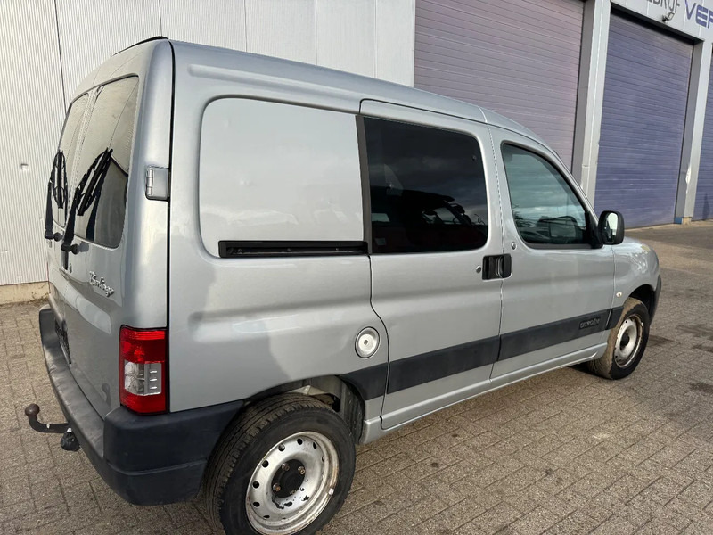 Citroën Berlingo **AIRCO-EURO4** - Xe van nhỏ gọn: hình 4 Citroën Berlingo **AIRCO-EURO4** - Xe van nhỏ gọn: hình 4