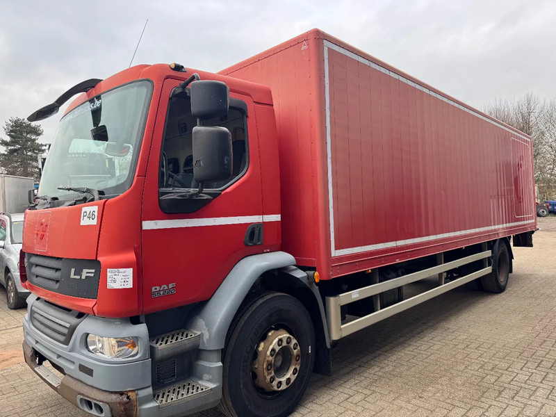 DAF LF 55.220 **18,6TON-MANUAL GEARBOX-BELGIAN TRUCK** - Xe tải hộp: hình 1 DAF LF 55.220 **18,6TON-MANUAL GEARBOX-BELGIAN TRUCK** - Xe tải hộp: hình 1