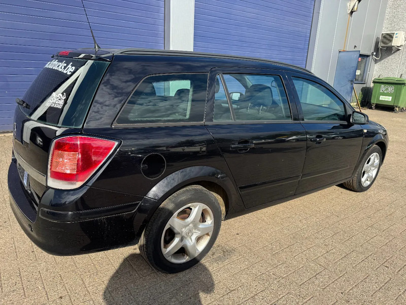 Opel Astra **1700CDTI-AIRCO-EURO 4** - Xe hơi: hình 3 Opel Astra **1700CDTI-AIRCO-EURO 4** - Xe hơi: hình 3