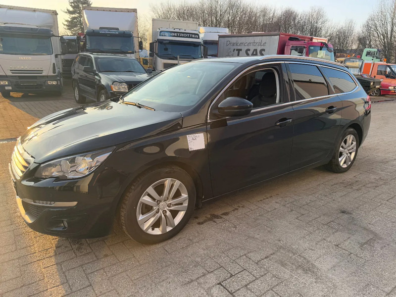 Peugeot 308 **EURO 6-88KW** - Xe hơi: hình 2 Peugeot 308 **EURO 6-88KW** - Xe hơi: hình 2