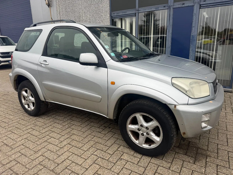 Toyota RAV4 **PETROL-AIRCO** - Xe hơi: hình 3 Toyota RAV4 **PETROL-AIRCO** - Xe hơi: hình 3