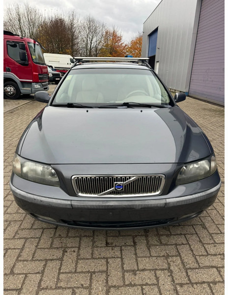 Volvo V70 V70 - Xe hơi: hình 3 Volvo V70 V70 - Xe hơi: hình 3
