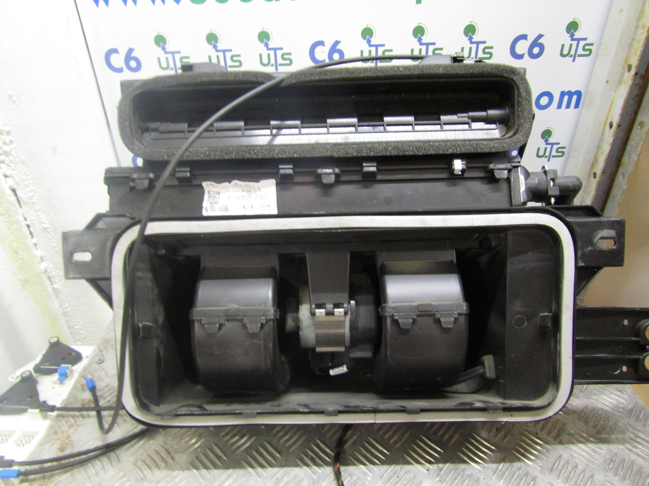 MAN TGL / TGM COMPLETE HEATER MATRIX 81.61900.6390 - Cabin và nội thất cho Xe tải: hình 1 MAN TGL / TGM COMPLETE HEATER MATRIX 81.61900.6390 - Cabin và nội thất cho Xe tải: hình 1