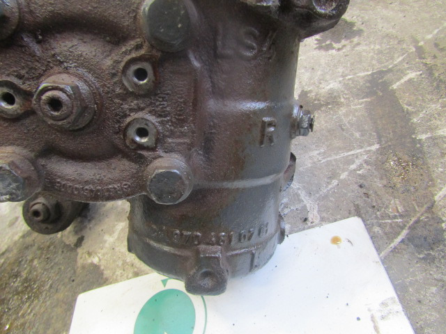 MERCEDES ATEGO LS4 STEERING BOX P/NO A970 461 0701 - Lái cho Xe tải: hình 1 MERCEDES ATEGO LS4 STEERING BOX P/NO A970 461 0701 - Lái cho Xe tải: hình 1