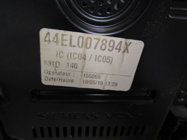RENAULT MIDLUM DXI CLOCK CLUSTER P/NO 7421050636-04 - Cabin và nội thất cho Xe tải: hình 2 RENAULT MIDLUM DXI CLOCK CLUSTER P/NO 7421050636-04 - Cabin và nội thất cho Xe tải: hình 2