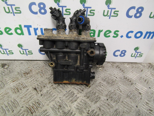 RENAULT MIDLUM DXI ELC HIGHT CONTROL VALVE ‘KNORR-BREMSE’ P/NO K019820 - Linh kiện điện cho Xe tải: hình 1 RENAULT MIDLUM DXI ELC HIGHT CONTROL VALVE ‘KNORR-BREMSE’ P/NO K019820 - Linh kiện điện cho Xe tải: hình 1
