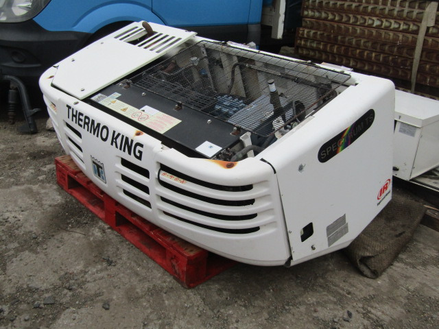 THERMO KING SPECTRUM TS DIESEL FRIDGE UNIT COMPLETE IN GOOD RUNNING ORDER - Bộ phận làm lạnh cho Xe tải: hình 2 THERMO KING SPECTRUM TS DIESEL FRIDGE UNIT COMPLETE IN GOOD RUNNING ORDER - Bộ phận làm lạnh cho Xe tải: hình 2