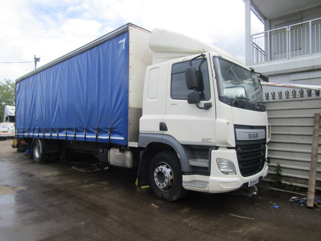 DAF CF 65 250 MANUAL 2015 BREAKING FOR SPARES - Xe tải: hình 1 DAF CF 65 250 MANUAL 2015 BREAKING FOR SPARES - Xe tải: hình 1