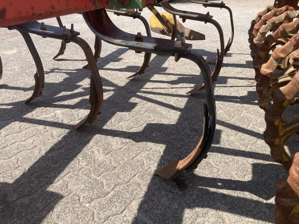 Brix GRUBBER - Máy trồng trọt: hình 3 Brix GRUBBER - Máy trồng trọt: hình 3